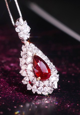 天然无烧鸽血红吊坠THR1320