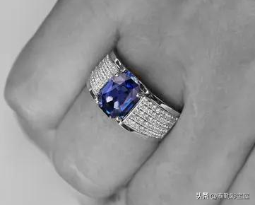 男士更适合什么样的珠宝呢？