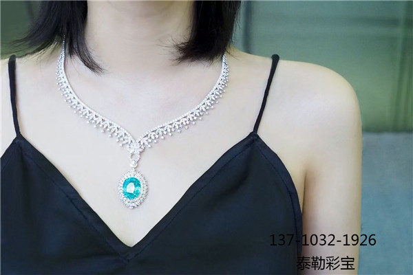 珠宝万能链，大吊坠的绝美搭配！