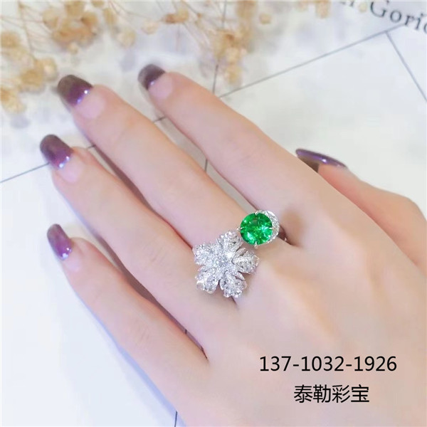 珠宝盒里必不可少的珠宝——祖母绿