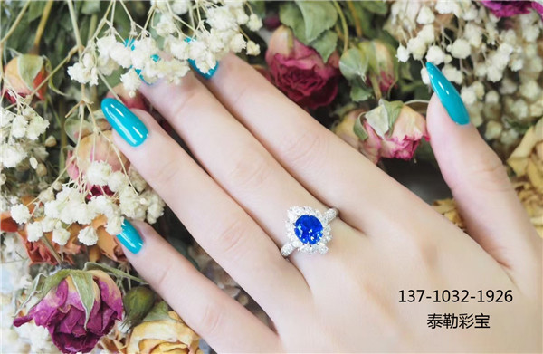 落叶漫天，总有一片属于你！