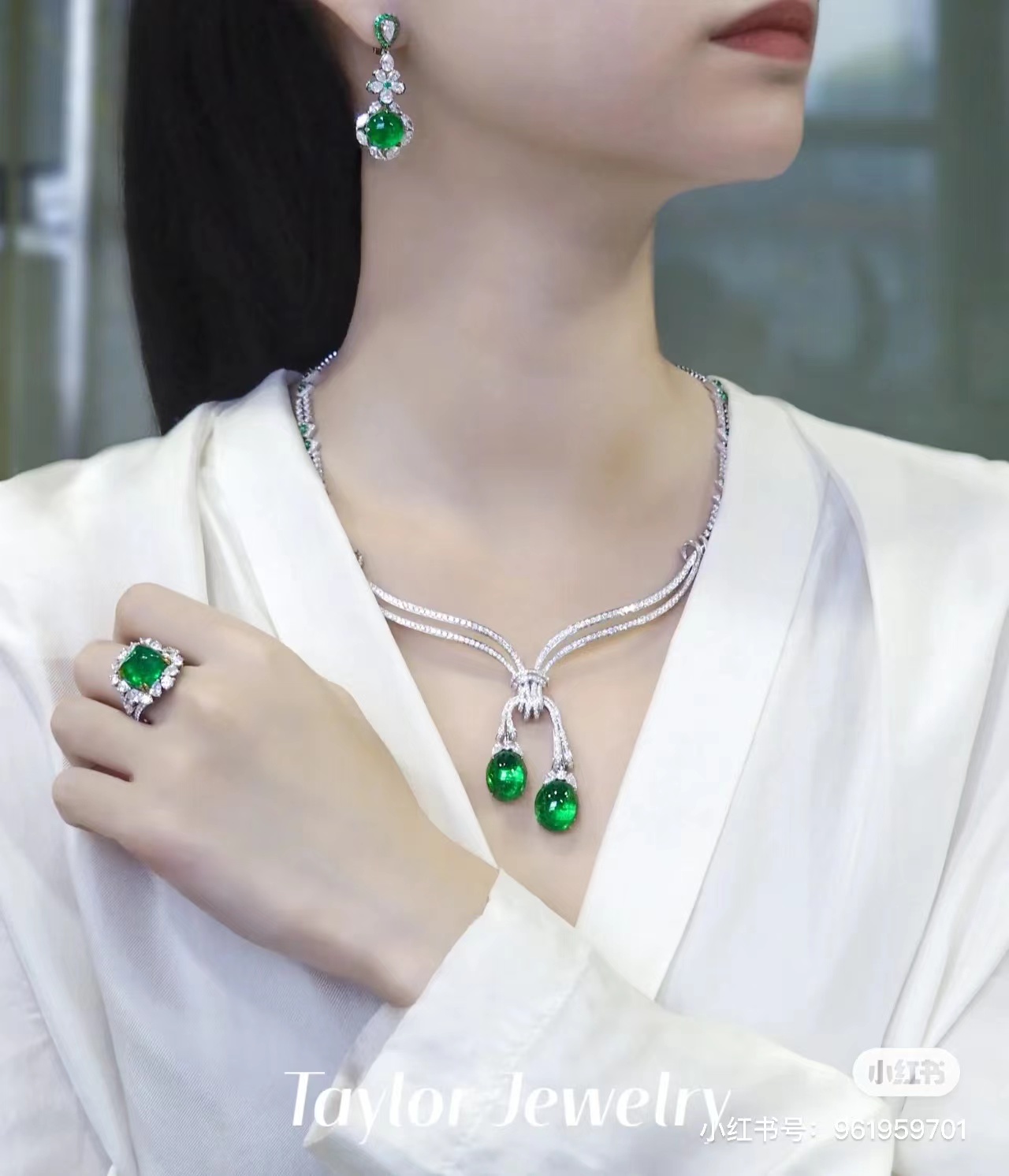 超超超显白的富贵绿，连王室贵族和女明星都无法拒绝它！